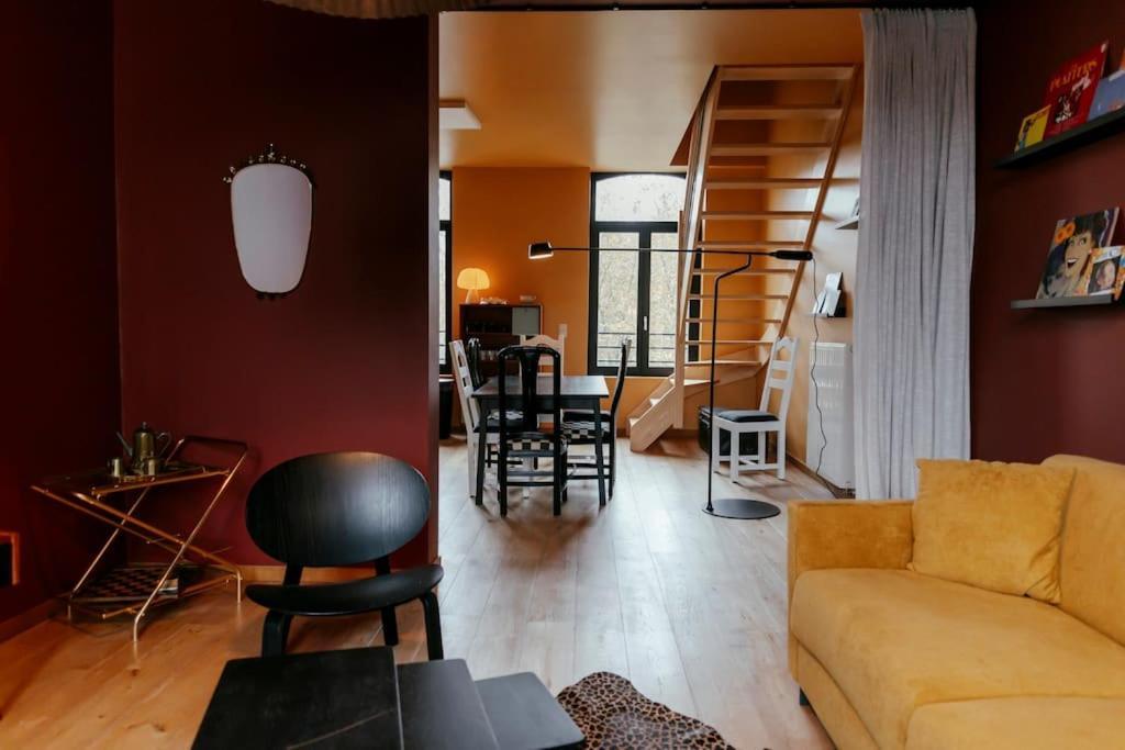 Le Retro Chic - Grand Duplex Pour 6 Dans Le Centre Apartment Liège Exterior foto