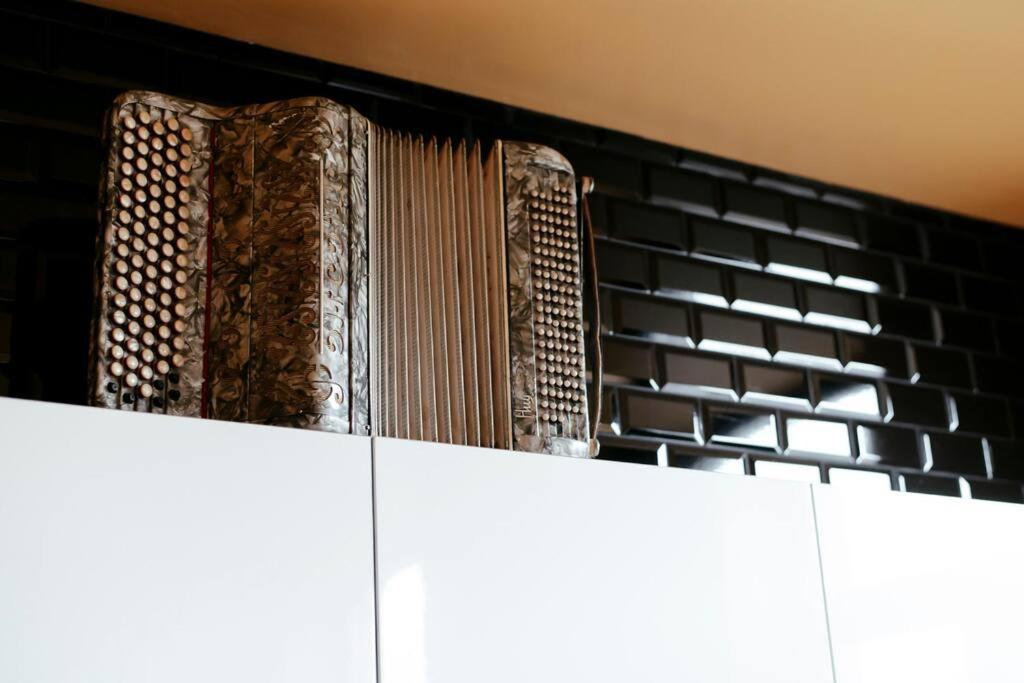 Le Retro Chic - Grand Duplex Pour 6 Dans Le Centre Apartment Liège Exterior foto